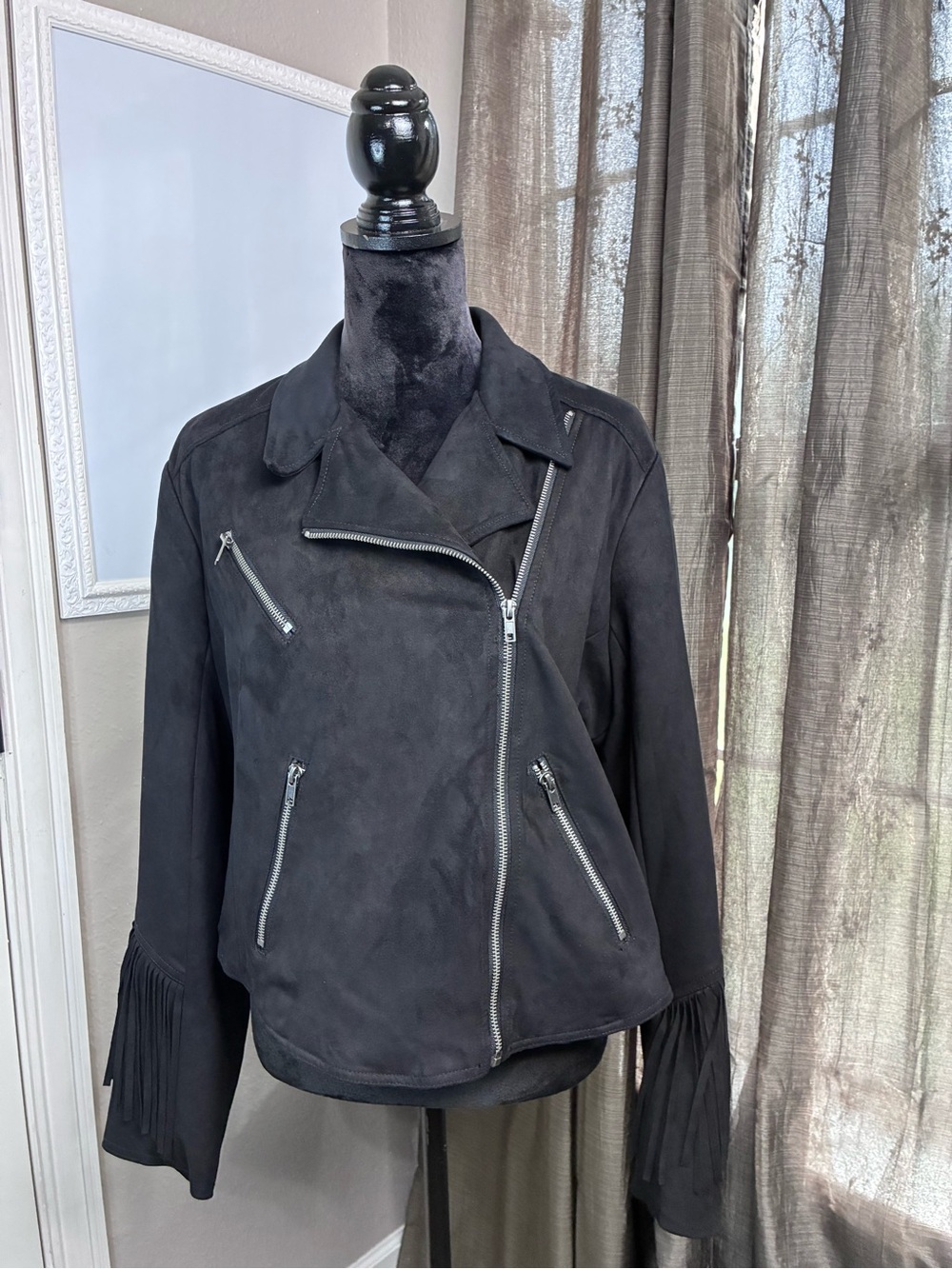 Torrid Black Suede Fringe Moto Jacket - Women Size 2 (XXL) - Picture 1 of 15
